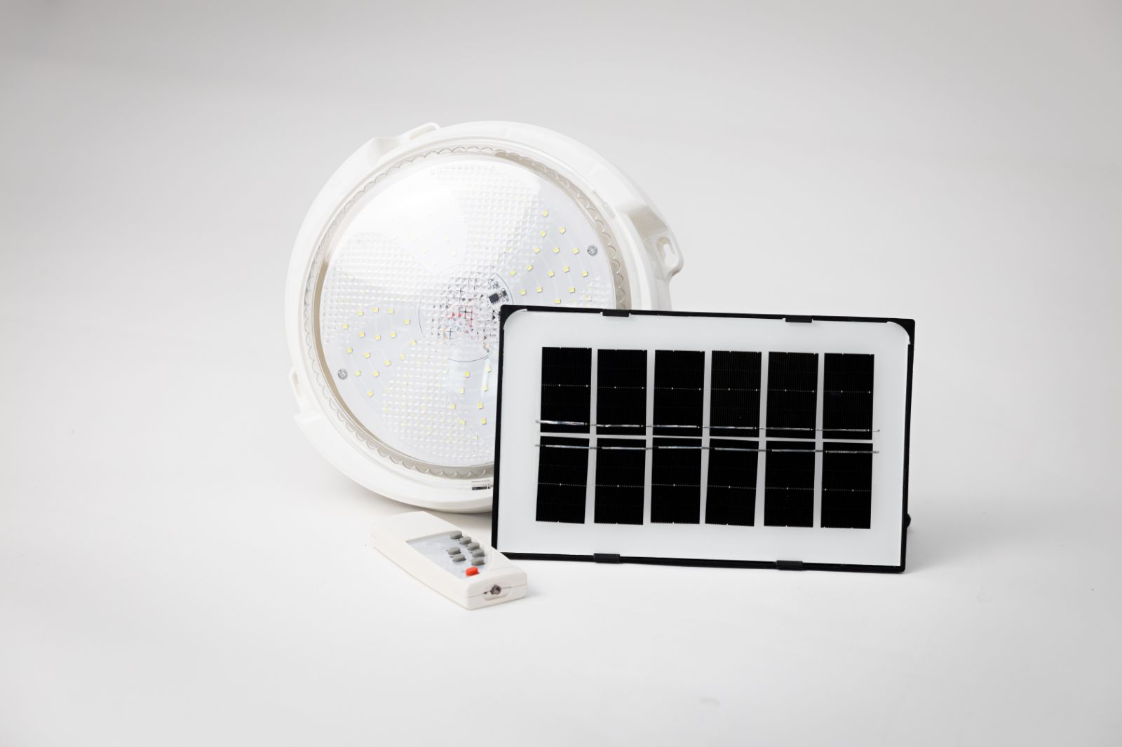 Solarna LED plafonjera